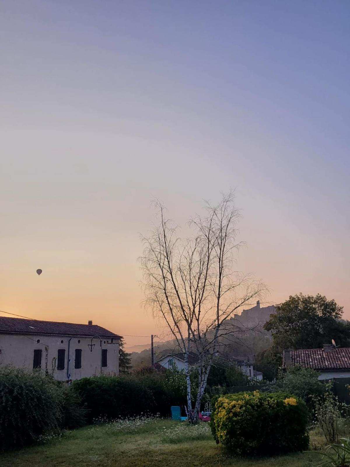 La Jolie Vue Et La Maison De La Tour- Cordes-Sur-Ciel Les Cabannes  Екстериор снимка
